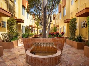 5350 N Sepulveda Boulevard 15, Sherman Oaks CA 91411