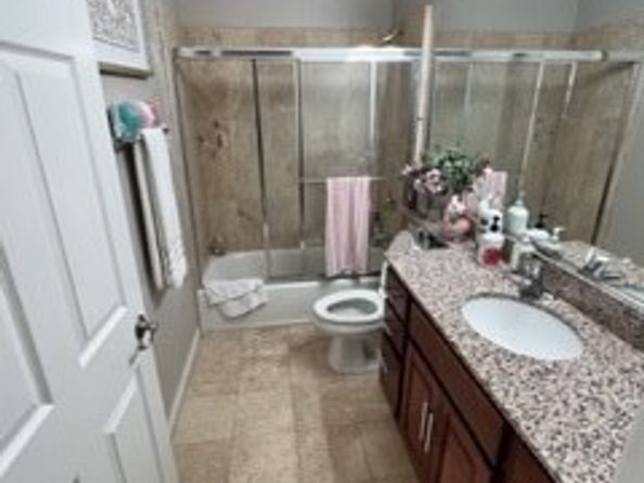 9301 Shirley Avenue 70, Northridge CA 91324