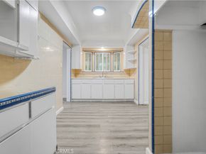 162 W 65th Street, Los Angeles CA 90003