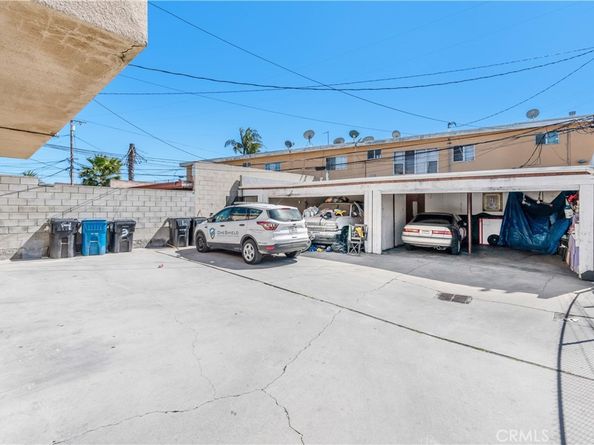 540 Hyde Park, Inglewood CA 90302