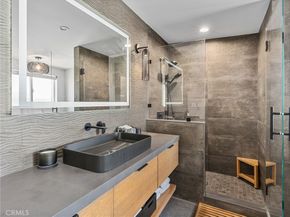 3506 Blossom Lane C, Redondo Beach CA 90278