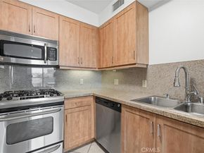 267 S San Pedro 315, Los Angeles CA 90012