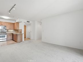 267 S San Pedro 315, Los Angeles CA 90012