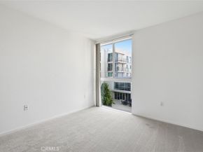 267 S San Pedro 315, Los Angeles CA 90012