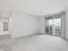 267 S San Pedro 315, Los Angeles CA 90012