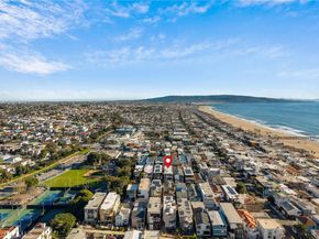 324 18th Street, Manhattan Beach CA 90266