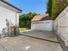 846 S Cloverdale, Los Angeles CA 90036