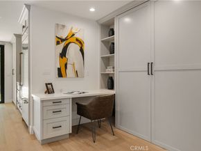 846 S Cloverdale, Los Angeles CA 90036