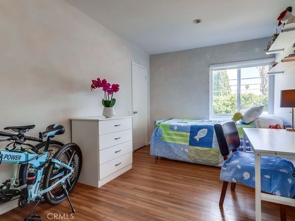 11120 Queensland H57, Los Angeles CA 90034