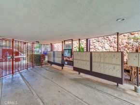 11120 Queensland H57, Los Angeles CA 90034