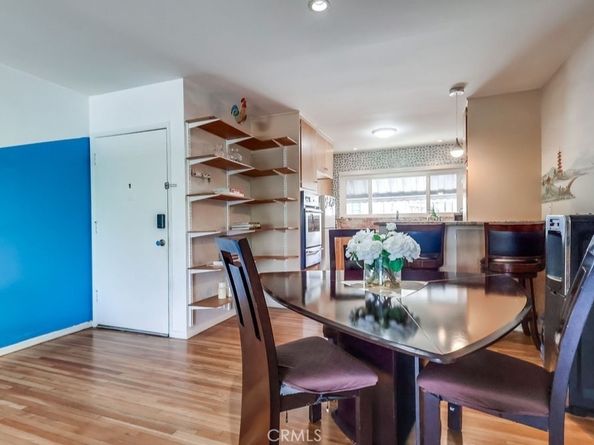 11120 Queensland H57, Los Angeles CA 90034