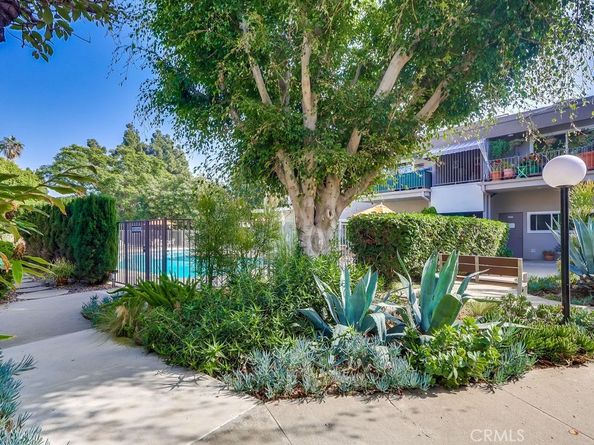 11120 Queensland H57, Los Angeles CA 90034