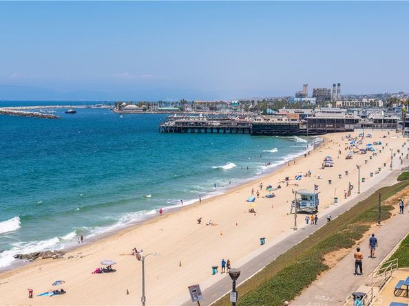 555 Esplanade 320, Redondo Beach CA 90277