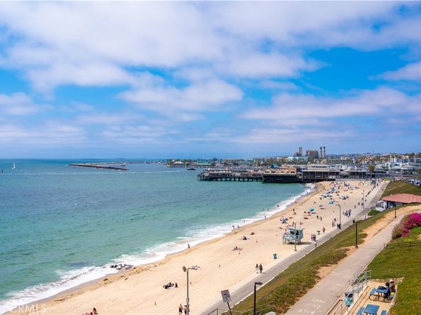 555 Esplanade 320, Redondo Beach CA 90277