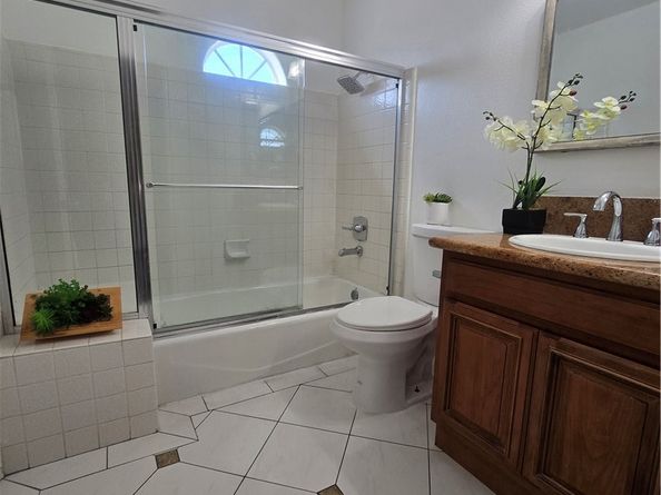 15539 Woodruff Avenue 17, Bellflower CA 90706