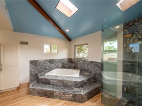 2007 W 180th Place Place W, Torrance CA 90504