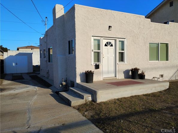 11864 Gale Avenue, Hawthorne CA 90250