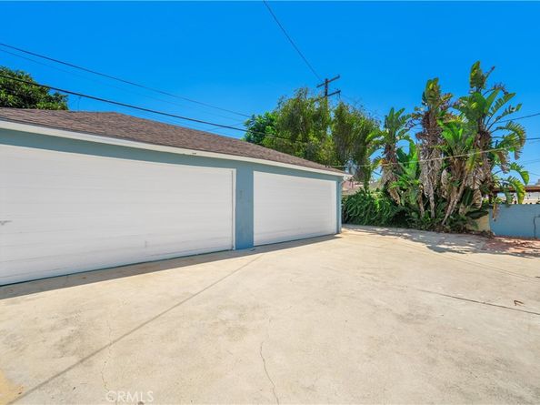 5918 S Fairfax Avenue, Los Angeles CA 90056