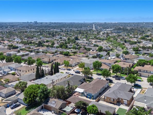 5918 S Fairfax Avenue, Los Angeles CA 90056