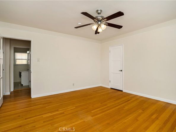 5918 S Fairfax Avenue, Los Angeles CA 90056