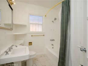 5918 S Fairfax Avenue, Los Angeles CA 90056