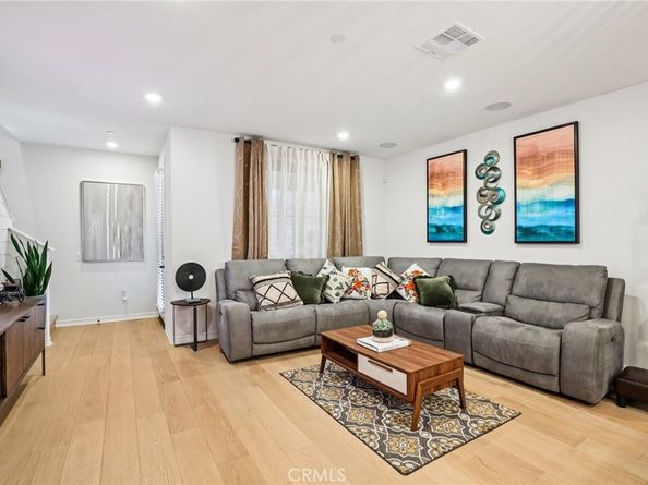 1341 Reliance, Carson CA 90746