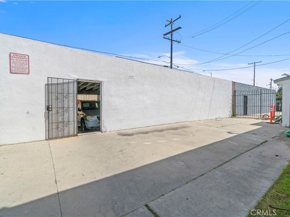 3205 Bartdon, Inglewood CA 90303