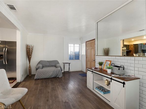 12623 S Slater, Compton CA 90222