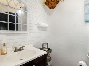 12623 S Slater, Compton CA 90222