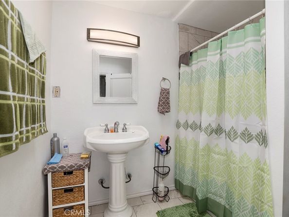 12623 S Slater, Compton CA 90222