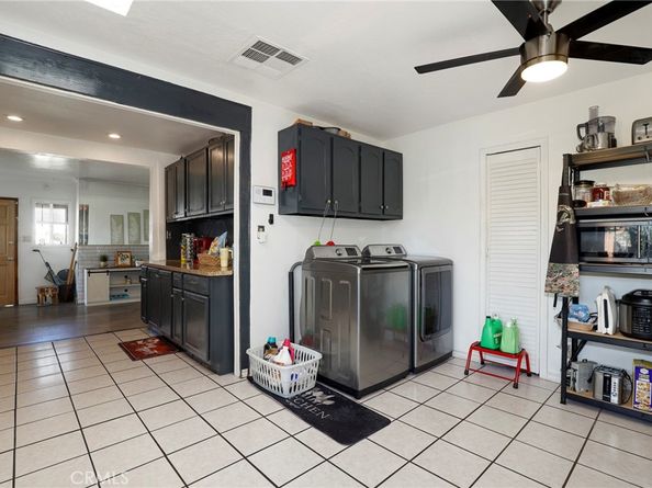 12623 S Slater, Compton CA 90222