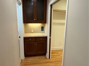 4360 Le Bourget, Culver City CA 90232