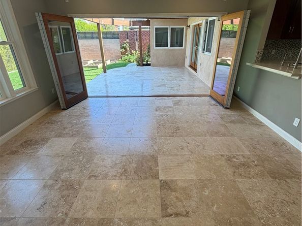 4360 Le Bourget, Culver City CA 90232