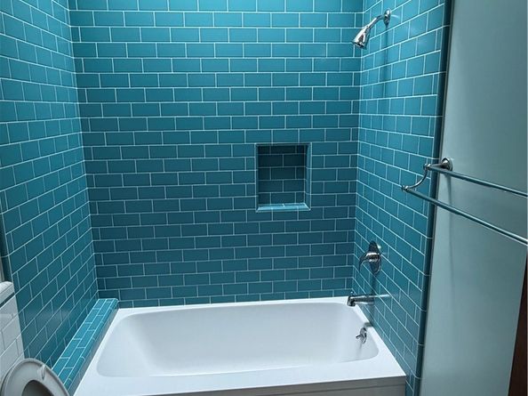 4360 Le Bourget, Culver City CA 90232