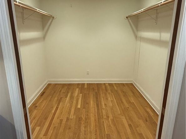 4360 Le Bourget, Culver City CA 90232