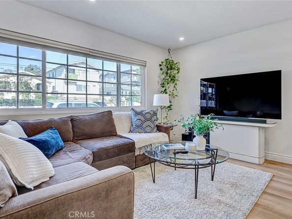 875 W 1st Street, San Pedro CA 90731