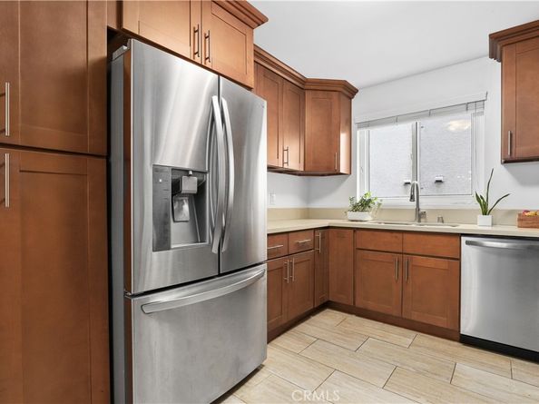 930 3rd Street 106, Santa Monica CA 90403