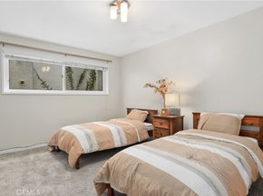 930 3rd Street 106, Santa Monica CA 90403