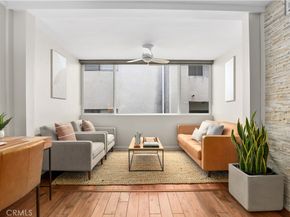 930 3rd Street 106, Santa Monica CA 90403