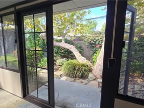 1821 N College Place, Long Beach CA 90815