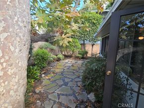 1821 N College Place, Long Beach CA 90815
