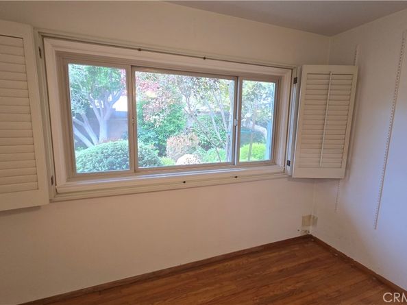 1821 N College Place, Long Beach CA 90815