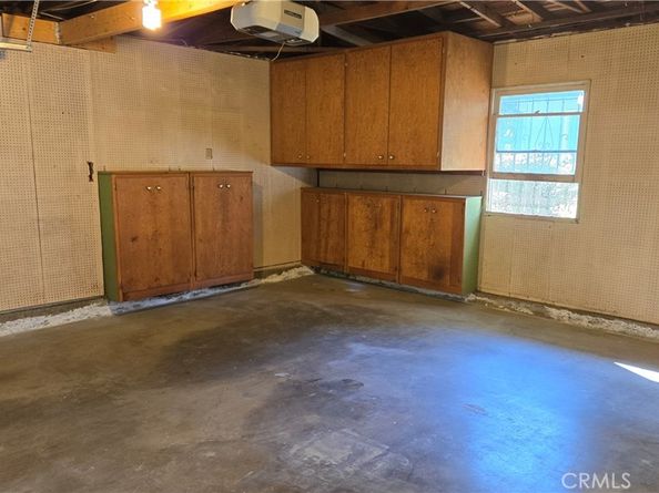1821 N College Place, Long Beach CA 90815