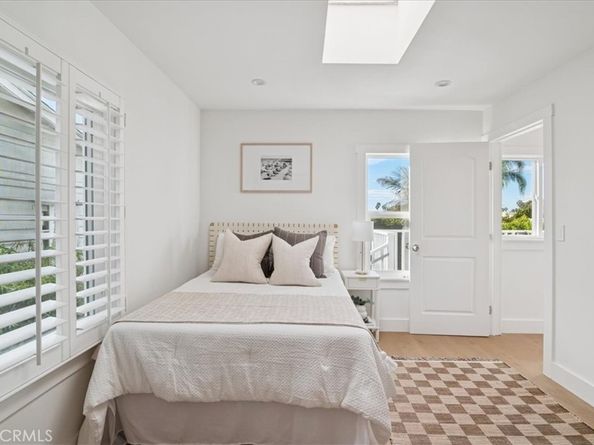 523 S Francisca Avenue, Redondo Beach CA 90277