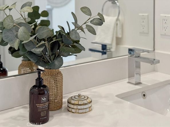 523 S Francisca Avenue, Redondo Beach CA 90277