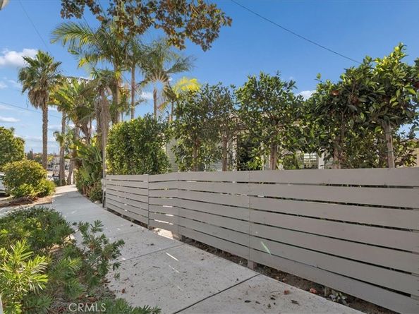 523 S Francisca Avenue, Redondo Beach CA 90277
