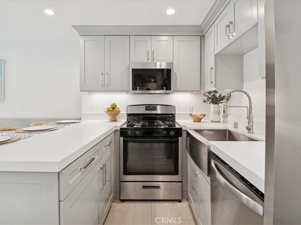 523 S Francisca Avenue, Redondo Beach CA 90277