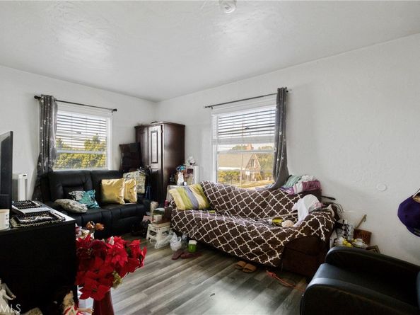 300 E 55th Street, Los Angeles CA 90011