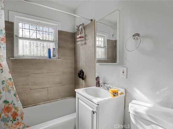 300 E 55th Street, Los Angeles CA 90011