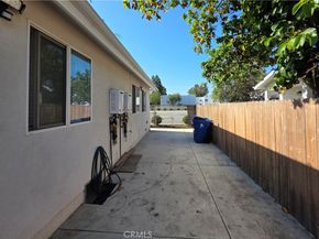 1046 N Banning Boulevard, Wilmington CA 90744